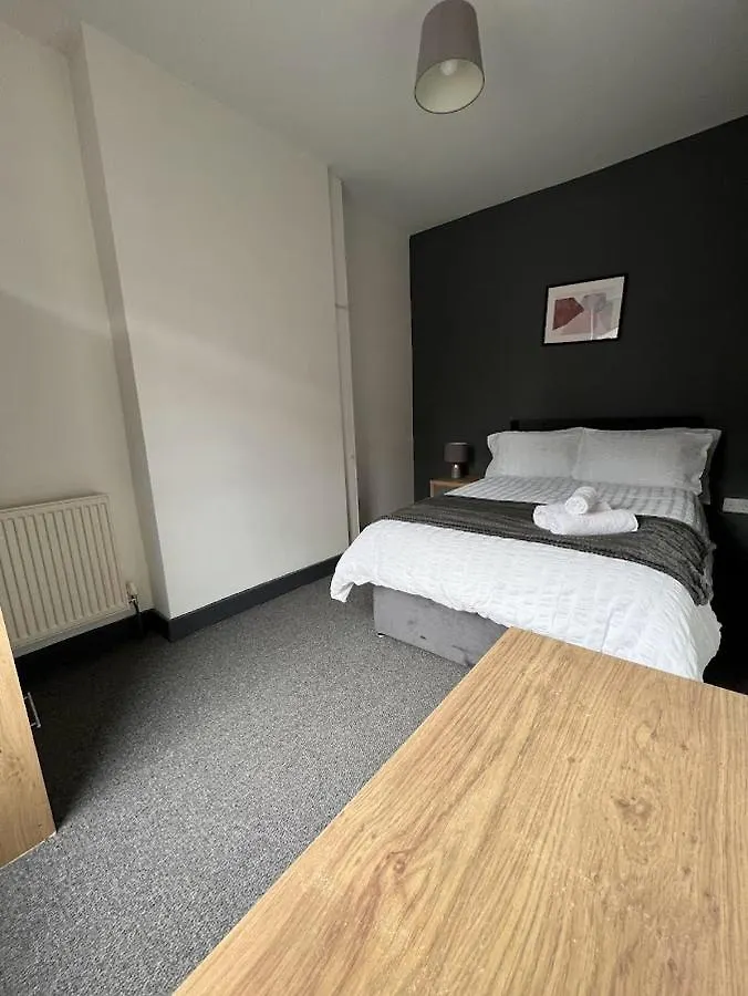 Grove Road Guesthouse, Comfortable, Budget, Friendly Accommodation Wakefield 0*,  Wielka Brytania