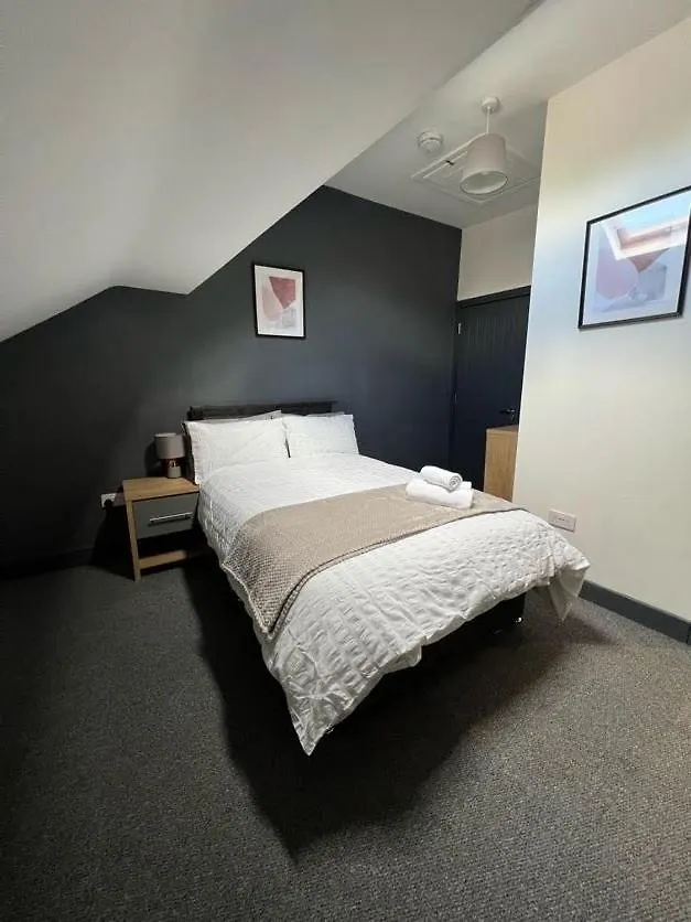 Grove Road Guesthouse, Comfortable, Budget, Friendly Accommodation Wakefield Pensjonat