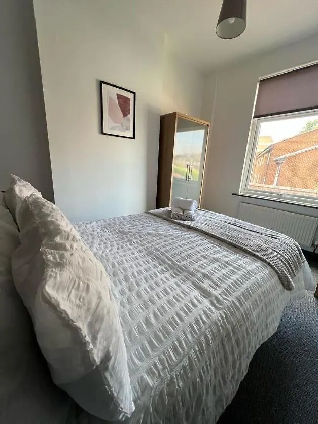 Grove Road Guesthouse, Comfortable, Budget, Friendly Accommodation Wakefield Pensjonat