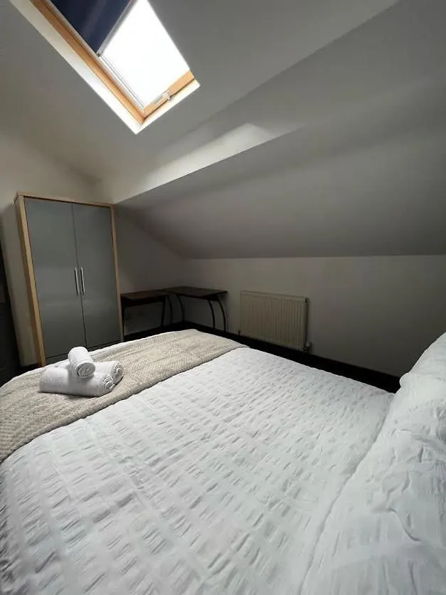Pensjonat Grove Road Guesthouse, Comfortable, Budget, Friendly Accommodation Wakefield Wielka Brytania